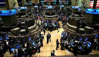 الأسهم الأمريكية تخالف التوقعات والتحذيرات خلال جلسة الخميس الاسهم امريك