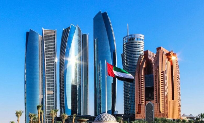 وزير الاقتصاد الإماراتي: نمو عدد نزلاء الفنادق لـ24.9 مليون العام الماضي الامارات 1