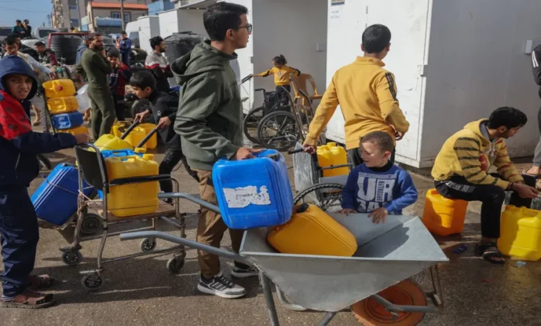 مقرر أممي: 2.1 مليون شخص في قطاع غزة يواجهون أزمة مياه حادة. 681afab7d8359