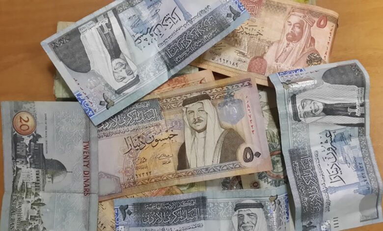الجيش: تأجيل أقساط السلف والقروض لشهر أيار. دنانير 3