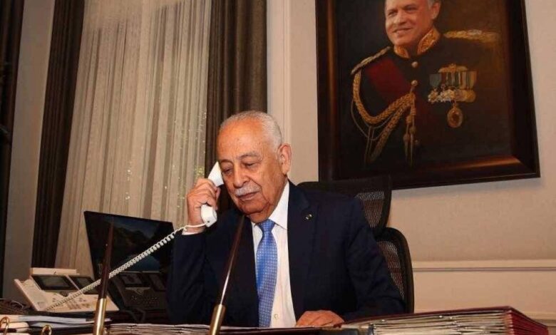مندوباً عن جلالة الملك وولي العهد: العيسوي يقدّم العزاء بوفاة العميد المتقاعد عمر المشاقبة IMG 2237