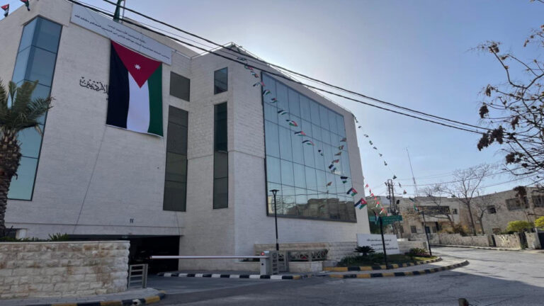 محامين