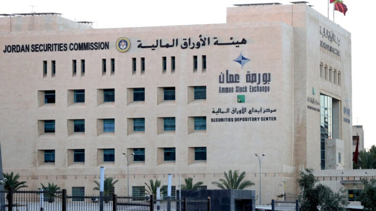 يرجى عدم اجراء اي تعديل على القالب ....تصميم موقع مع خلفية - 9