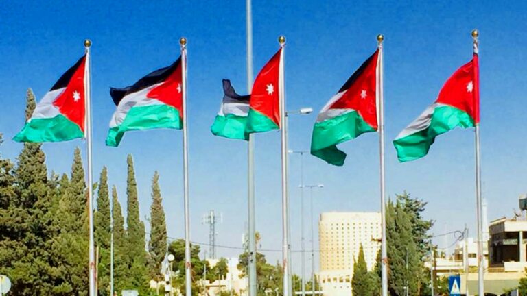 قالب معتمد للاتصالات الملكية..يرجى عدم اجراء أي تعديل - 7