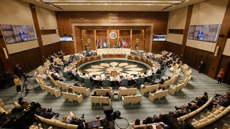 يرجى عدم اجراء اي تعديل على القالب ....تصميم موقع مع خلفية - 2